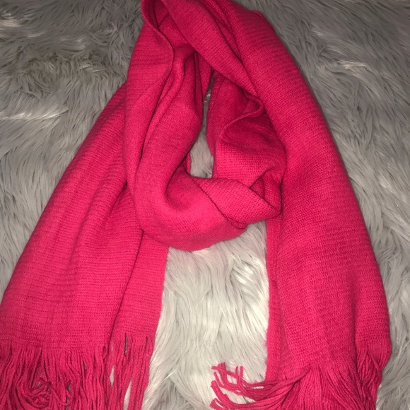 H&M Divided Scarf/Wrap - Picture 2 of 4